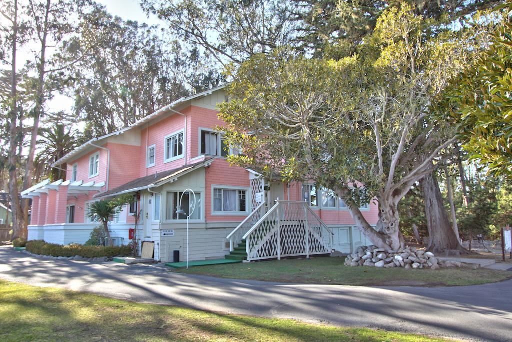 Motel Butterfly Grove 2*