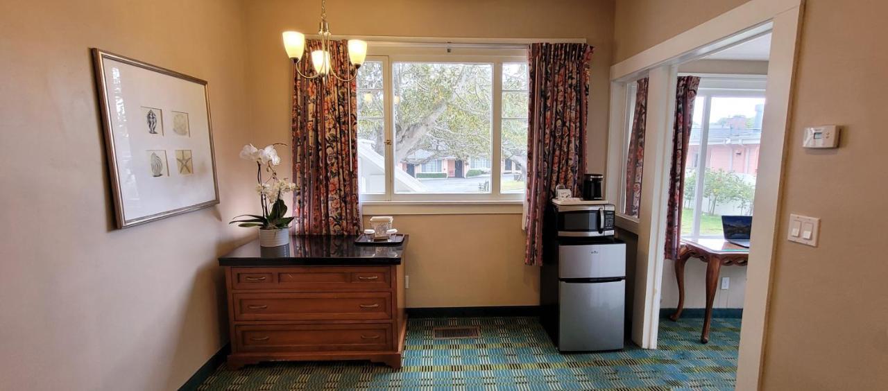 Butterfly Grove Motel Pacific Grove