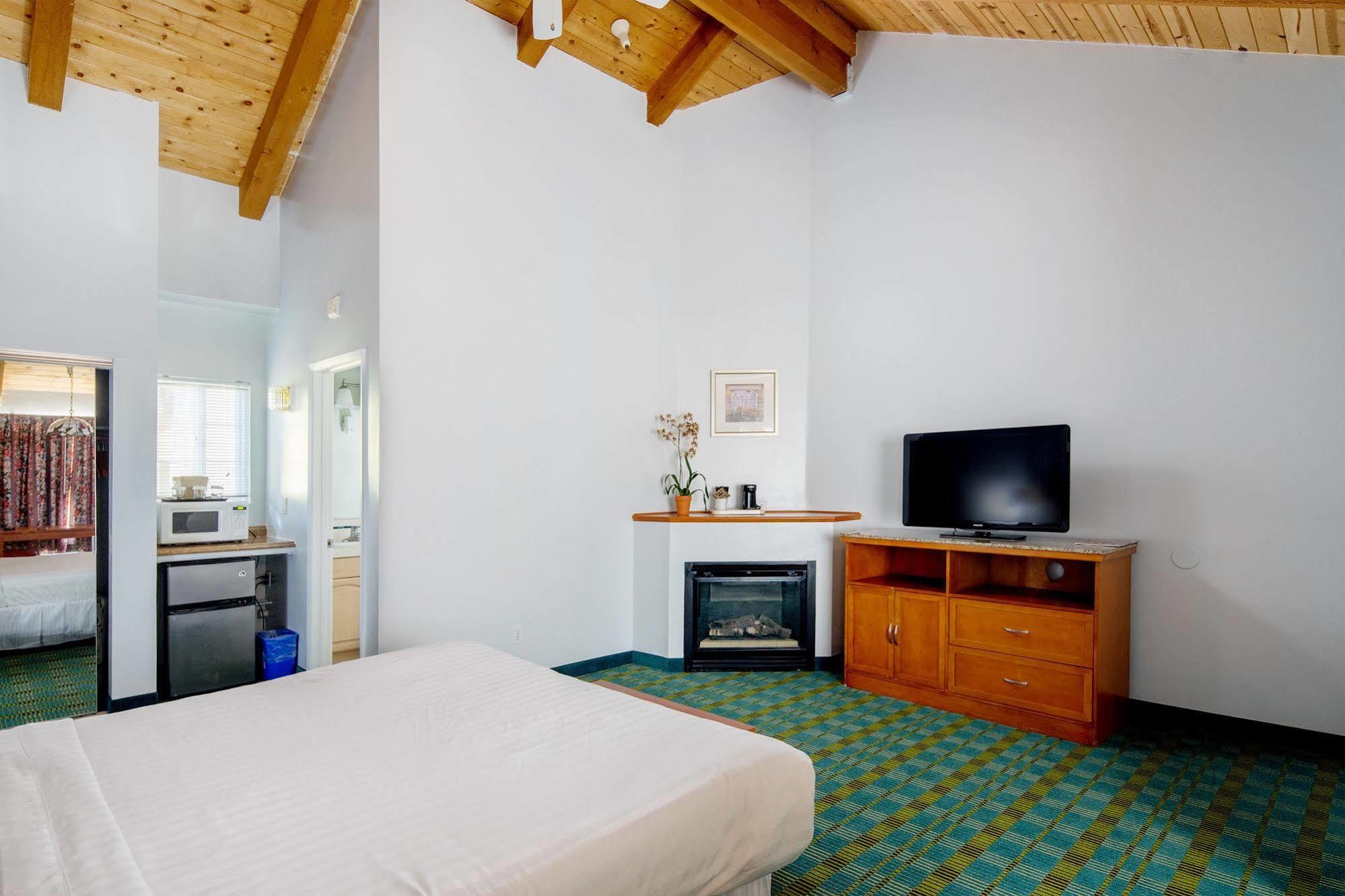 Motel Butterfly Grove Pacific Grove